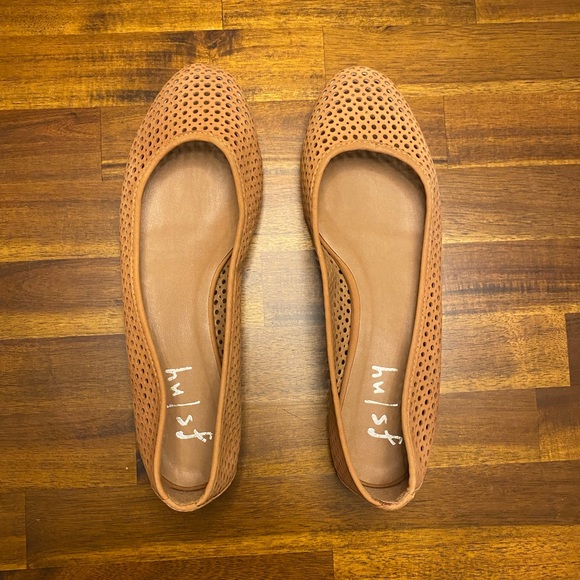 The perfect French Soles flats, size 11! - Picture 4 of 4